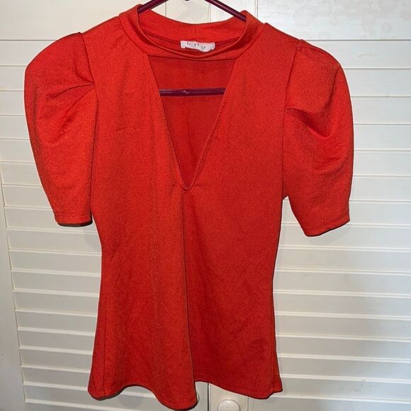 Love J Blouse with unique opening detail at the neck - Picture 1 of 5